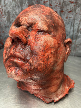 Cargar imagen en el visor de la galería, Severed Head Rodney” crispy”