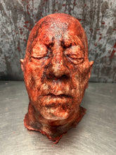 Charger l'image dans la galerie, Severed Head Jay “crispy”