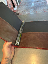 Charger l'image dans la galerie, Skin covered binder ( large)