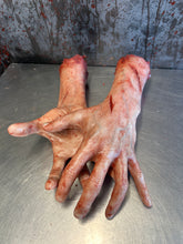 Cargar imagen en el visor de la galería, Pair of male hands with fingers spread