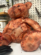 Charger l&#39;image dans la galerie, “Fleshy” stitched skin bear