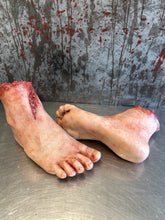 Cargar imagen en el visor de la galería, Severed Female Feet